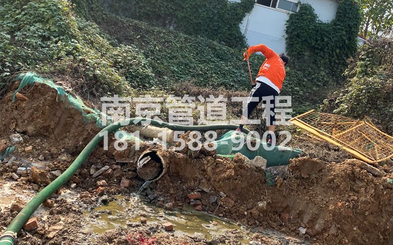 263平谷工地化粪池清理
